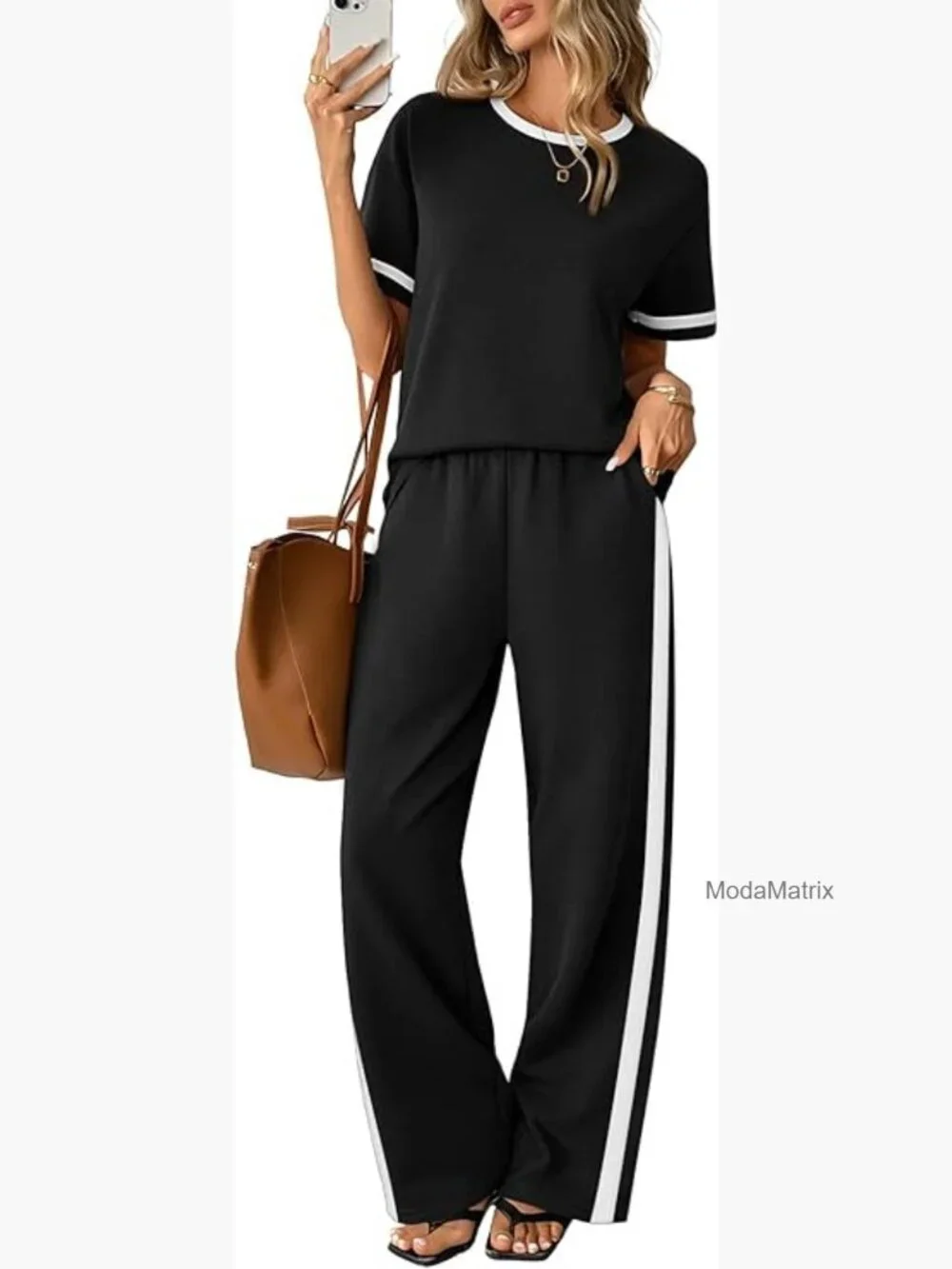 Women's 2-Piece Lounge Set with Pockets, Lightweight Stretch Fabric, Medium